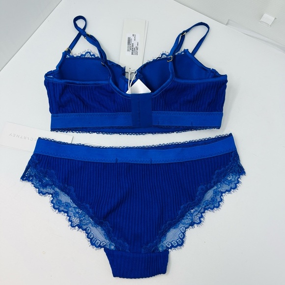 STELLA MCCARTNEY**Stunning Bra Underwear Set**34B/Sm.**$475 - Picture 4 of 6
